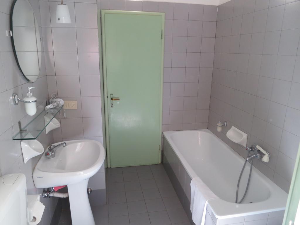 Casa Della Zia, Bologna By Short Holidays الغرفة الصورة